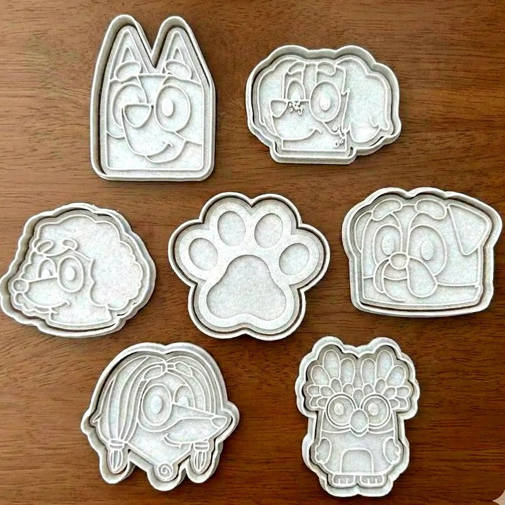 Baking With Kids - Bluey Faces & Paw Cookie Cutter Set - 7 Cutters - Bluey - Stamp and Bake