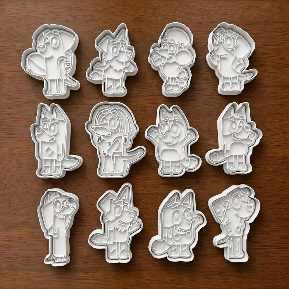 Baking With Kids - Bluey Family & Friends Cookie Cutter Set - 12 Cutters - Bluey - Stamp and Bake