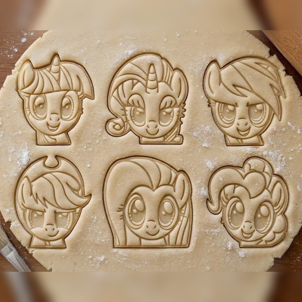 Baking With Kids & Birthday Parties - My Little Pony Faces Cookie Cutter Set - 6 Cutters - Food-Safe Cookie Cutter - View 2