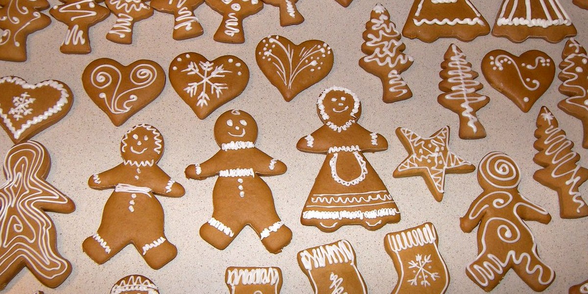 Food-safe 3D-printed character cookie cutters - Stamp and Bake